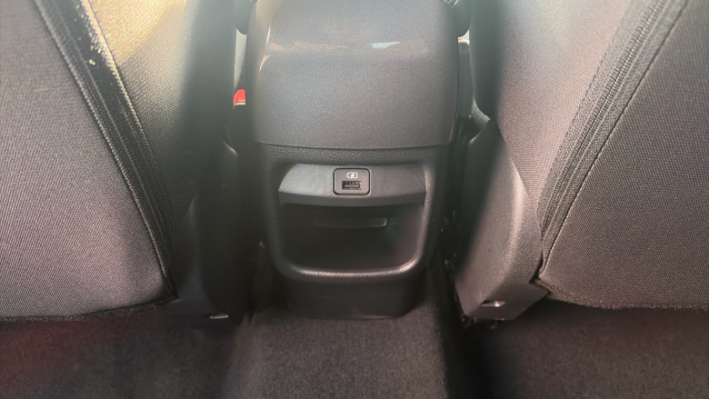 Nissan Juke 1.0 DiG-T 114 N-Connecta 5dr Petrol Hatchback